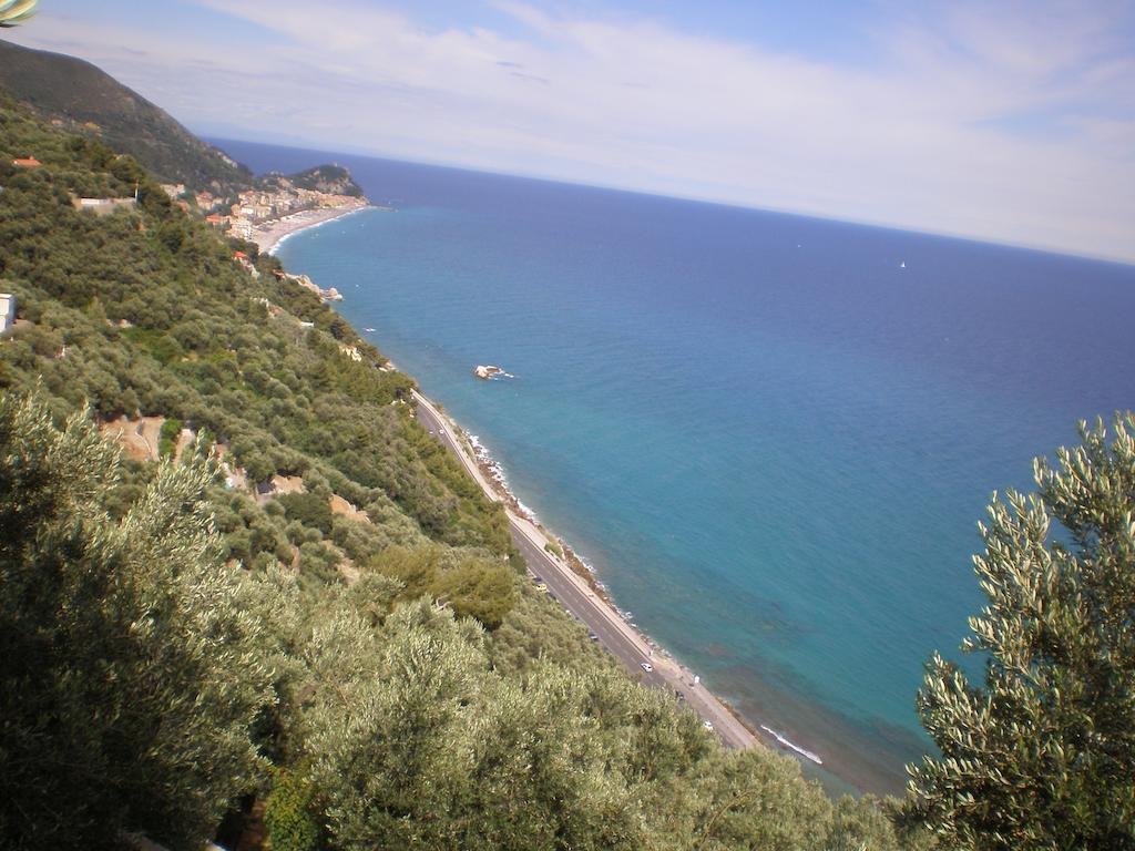 فينالي ليغوري Villa Degli Ulivi B&B المظهر الخارجي الصورة