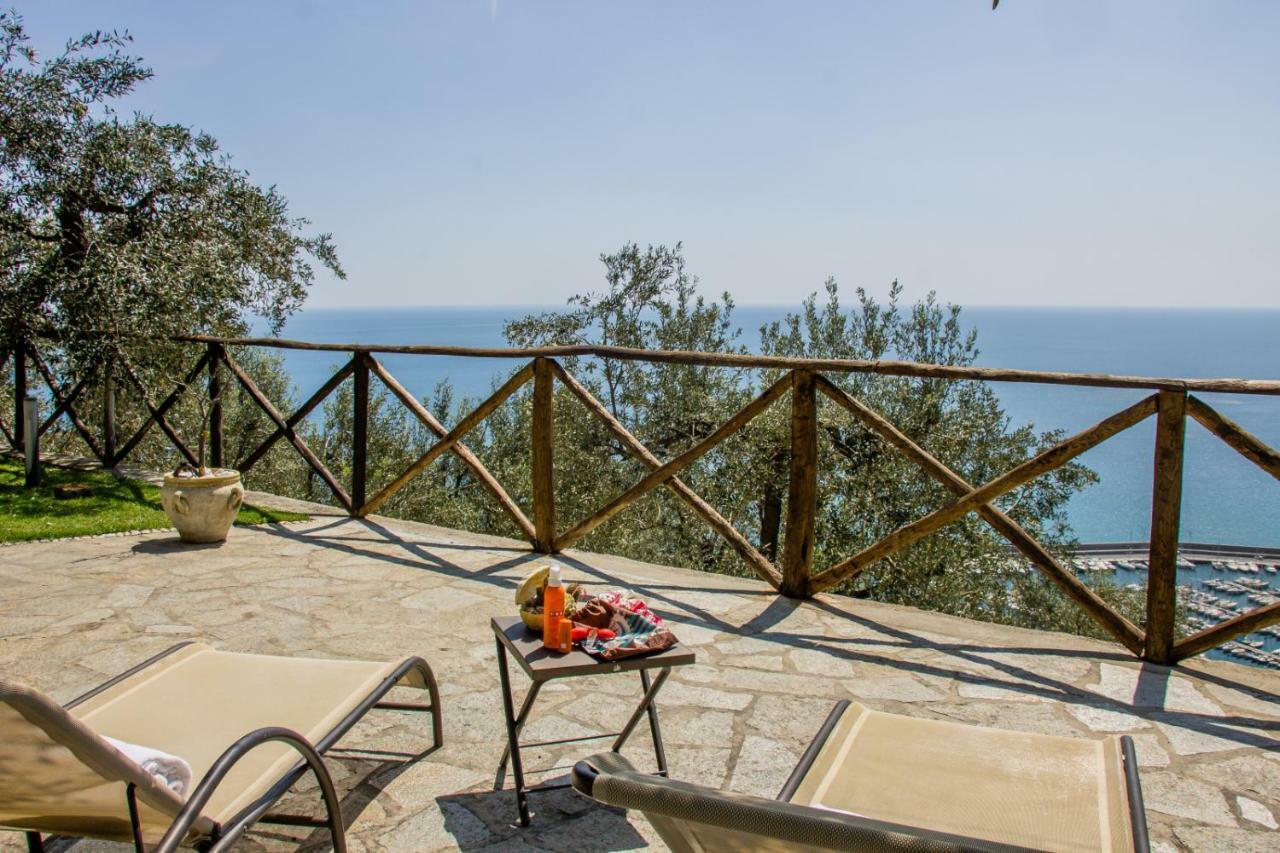 فينالي ليغوري Villa Degli Ulivi B&B المظهر الخارجي الصورة